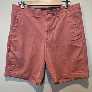 LL BEAN Classic Fit Mens Shorts Pink Size 35 Preppy Coastal‎